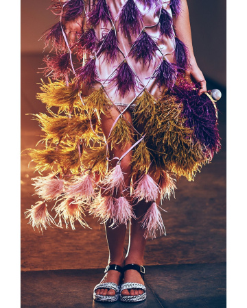 Сарафан-сетка из перьев