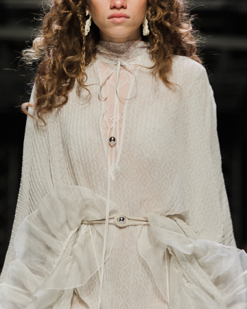 Пояс из витого шнура с бусиной