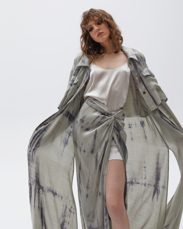 Свободная блуза-тренч 