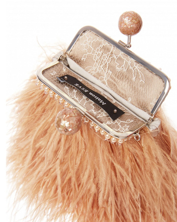 Перьевой клатч с цепочкой