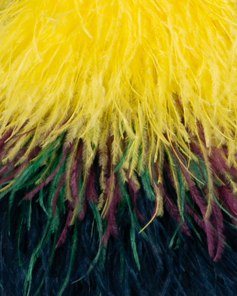 Перьевой клатч с цепочкой