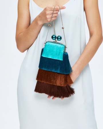 Клатч из бахромы с цепочкой