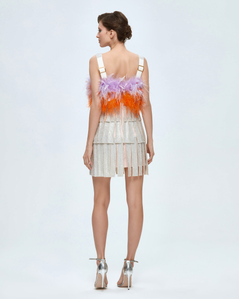Платье мини из перьев и лент со стразами