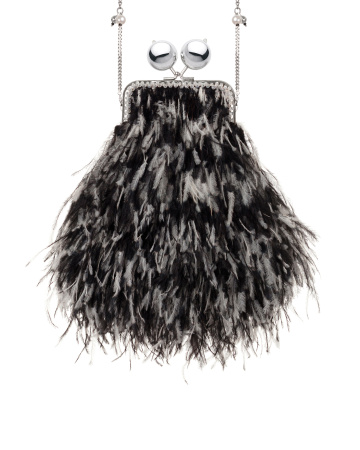 Перьевой клатч с цепочкой