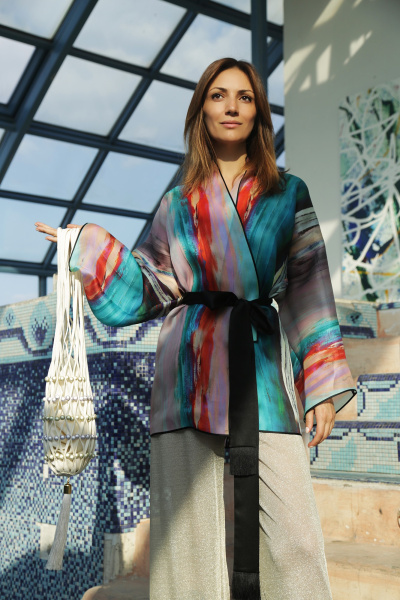 Плетеная сумка с кисточкой