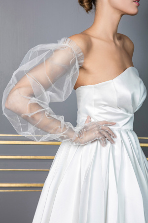 Перчатки со стразами