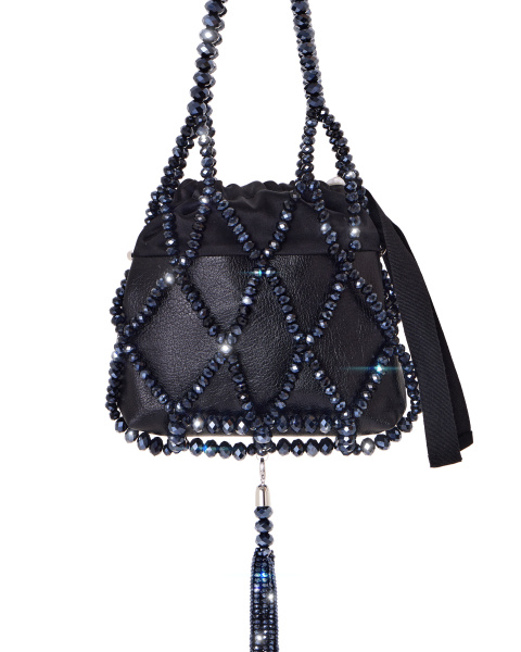 Плетеная сумка из бусин