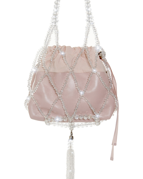 Плетеная сумка из бусин 