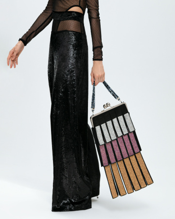 Клатч из лент со стразами