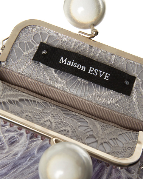 Перьевой клатч с цепочкой