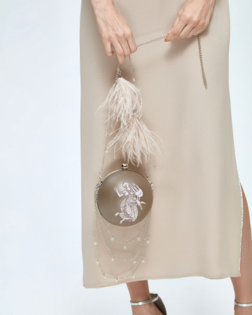 Клатч из кожи с цепочкой