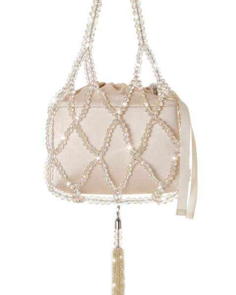 Плетеная сумка из бусин 
