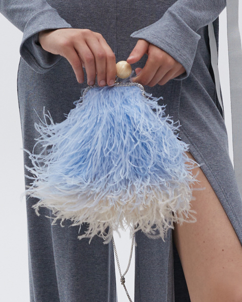 Перьевой клатч с цепочкой