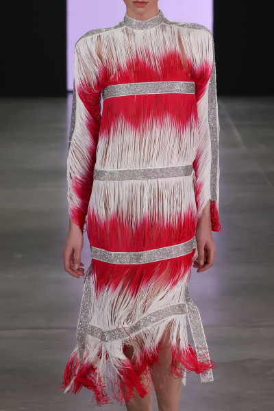 Макси платье из бахромы