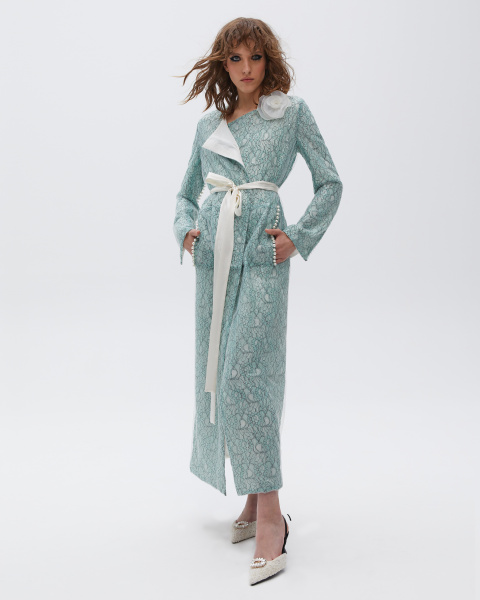 Двубортная накидка с поясом