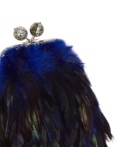 Перьевой клатч с цепочкой