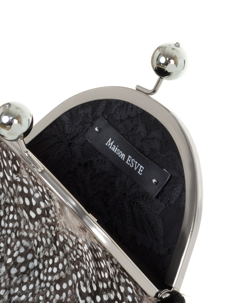 Перьевой клатч с цепочкой