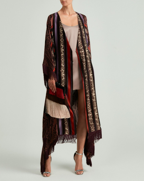 Шелковая накидка с поясом