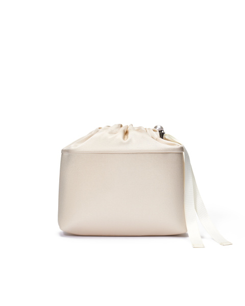 Плетеная сумка из бусин 