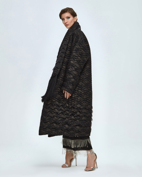 Пуховик с отстегивающимся шарфом