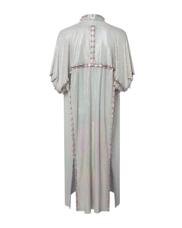 Накидка с пирсингом