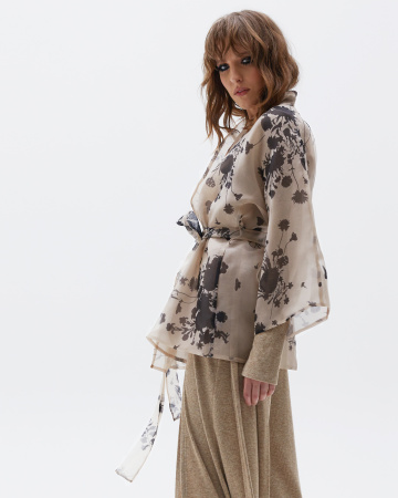 Двухслойное кимоно с поясом