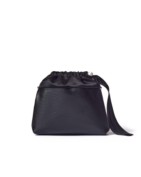 Плетеная сумка из бусин