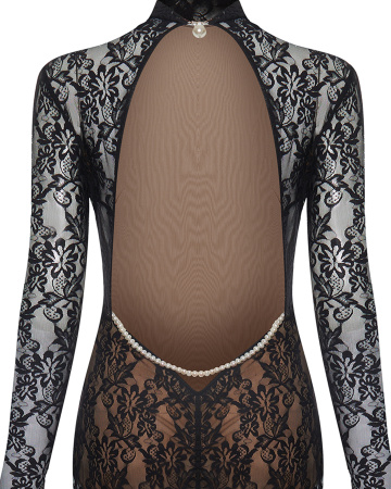 Макси платье с открытой спинкой и съемным декором