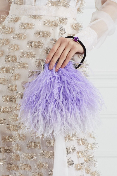 Перьевой клатч с цепочкой