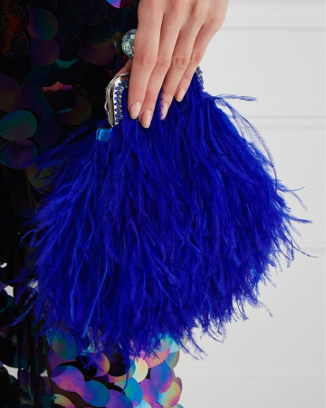 Перьевой клатч с цепочкой