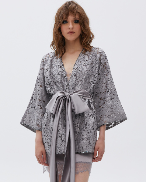 Кимоно  кружевное с поясом-бантом
