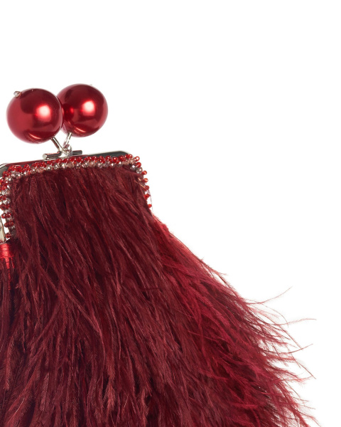 Перьевой клатч с цепочкой