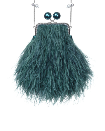 Перьевой клатч с цепочкой