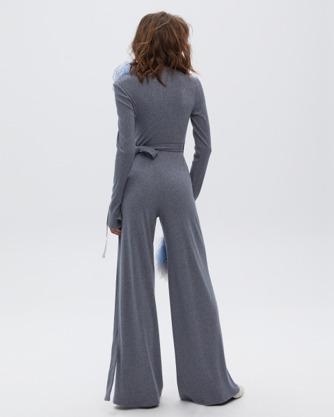 Комбинезон трикотажный с разрезом по ноге