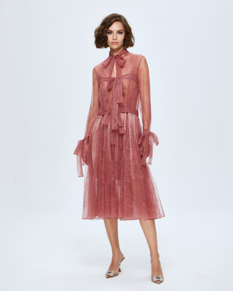 Платье кружевное с лентами