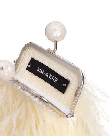 Перьевой клатч с цепочкой