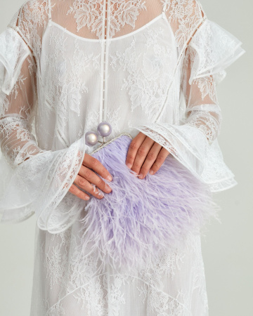 Перьевой клатч с цепочкой