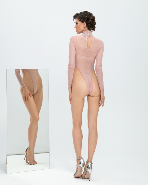 Боди с высокой посадкой