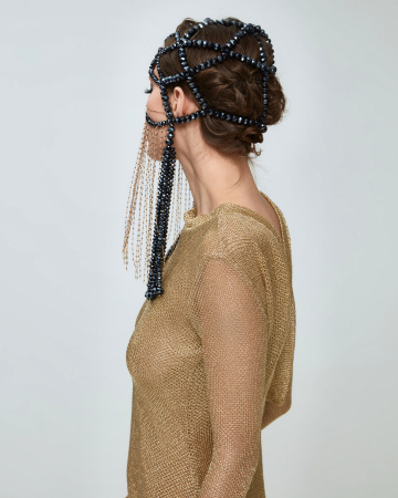 Украшение на голову из бусин и цепей с авантюрином