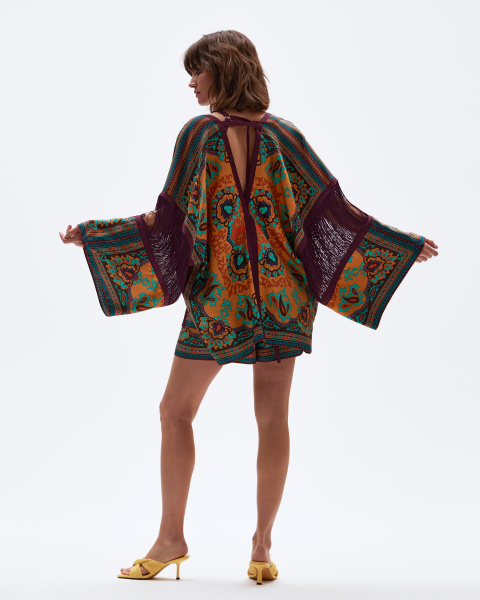 Шорты с разрезами